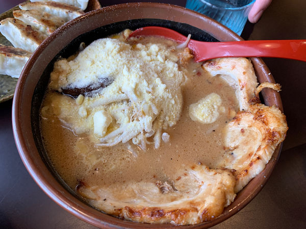 「北海道味噌　こな雪らーめん　チャーシュートッピング」@麺場 田所商店 つくばささぎ店の写真