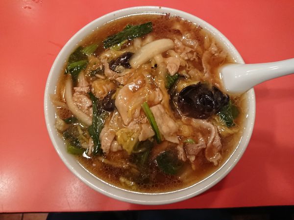 「肉そば ￥870」@横浜飯店の写真