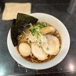 ｢30食限定｣ 特製醤油そば(味玉入り)980円