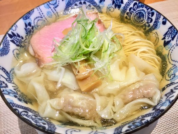 「塩煮干わんたん中華そば【970円】」@柴崎亭の写真