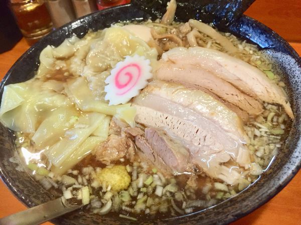 「特製中華そば＋ワンタン【1200円】」@中華そば はな田の写真