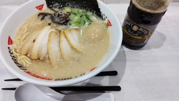 「スペシャルラーメン」@IPPUDO RAMEN EXPRESS 南町田グランベリーパーク店の写真