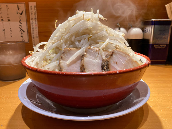 「らーめん790円(野菜マシ)」@らーめん バリ男 神楽坂店の写真