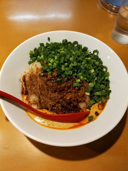 「麻辣汁無し坦々麺　930円　大盛り110円」@つけめんや 泉の写真
