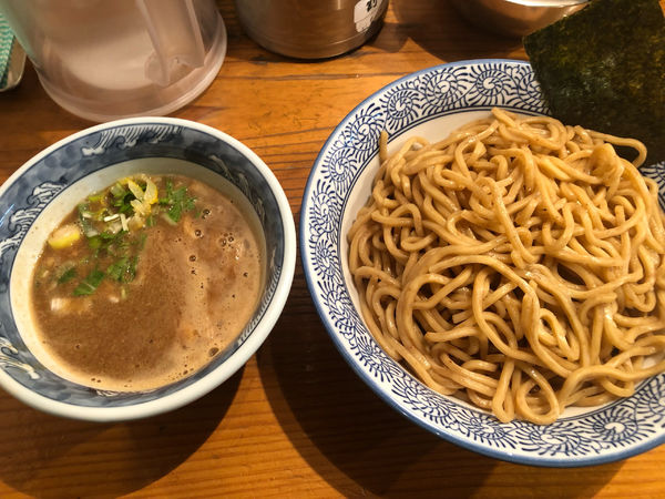 「濃厚つけ麺 (800円)」@道玄坂マンモスの写真