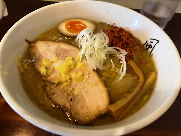 「小辛味噌（大盛）」@らーめん風の写真