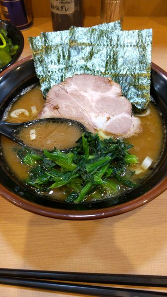 「ラーメン　並」@横浜家系らーめん 武道家 賢斗の写真