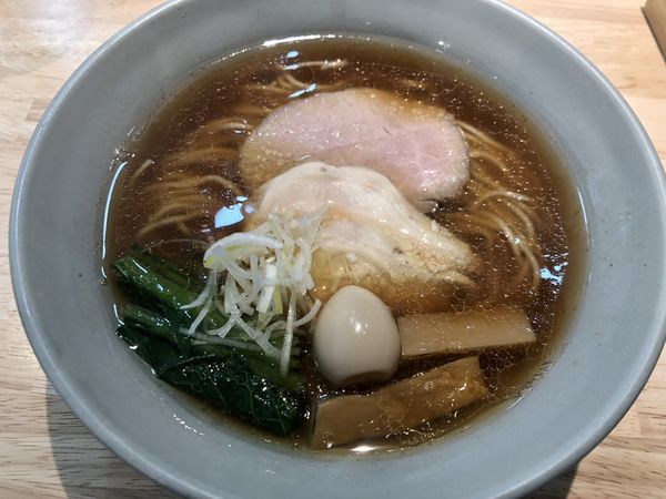 「特製らーめん「醤油」（800円）」@comorebi Ramen houseの写真