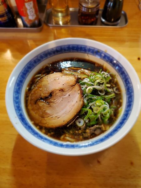 「富山ブラックらーめん」@中華そば 秀光の写真