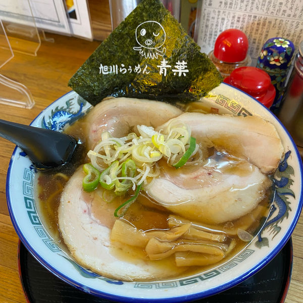 「醤油チャーシューらぅめん￥950」@旭川らぅめん青葉 本店の写真