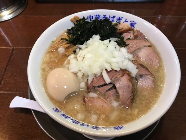 「特製背脂煮干しそば」@燕三条中華そば ぎと家 武里本店の写真