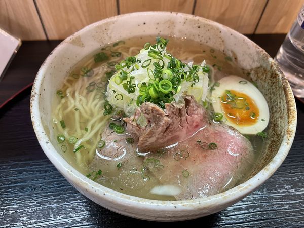「牛骨塩らあ麺＋和牛の牛すじ丼」@麺割烹 九心の写真