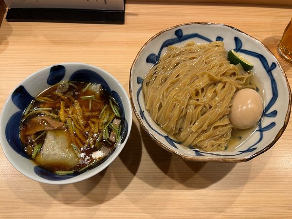 「【季節限定】特製ゆずつけ麺・大盛 1,350円」@自家製麺 ロビンソンの写真