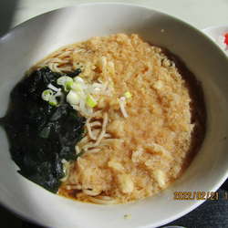 Ｂセット たぬき蕎麦・カレーラーメンSet 600円