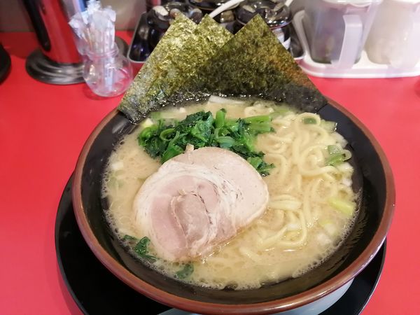 「ラーメン(醤油)」@横浜家系ラーメン ええが家 千種駅前店の写真