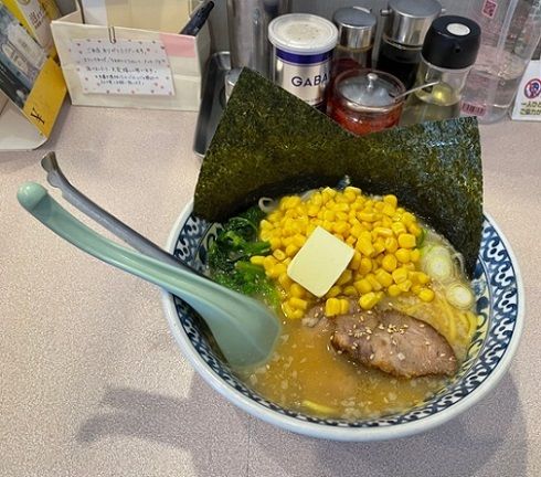 「みそバターコーンらあめん 1,060円。」@らあめん とり山の写真