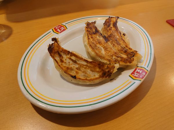 「餃子ジャストサイズ(143円)」@餃子の王将 ふじみ野店の写真
