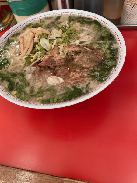 「パイカラーメン¥500」@ラーメンスタンド とん平食堂の写真