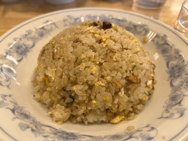 「チャーハン　大盛」@ぎょうざの満洲 聖蹟桜ヶ丘駅前店の写真