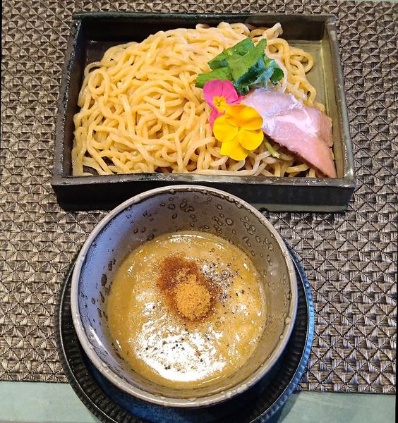 「濃厚極太つけ麺(300ｇ) 1000円」@麺屋 轍の写真