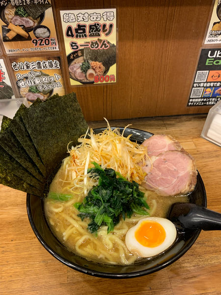 「4点盛りラーメン」@せい家 三鷹店の写真