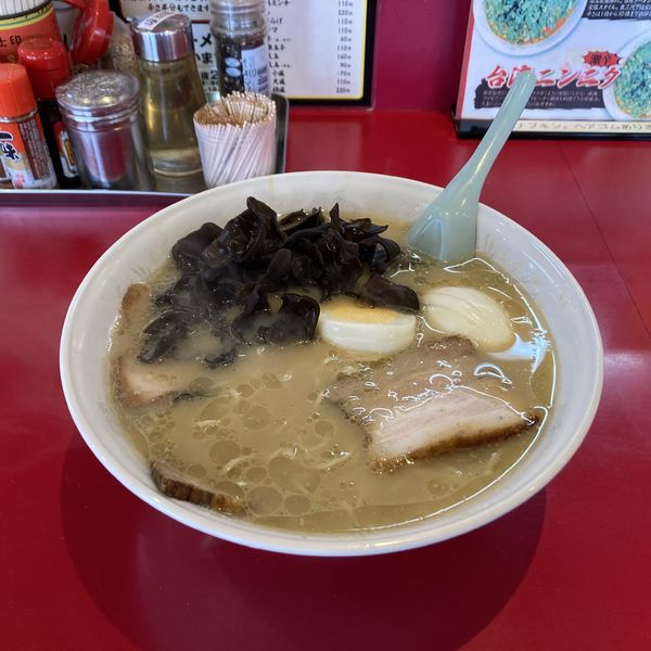 「とんこつにんにく」@ラーメン宝塔 豊川店の写真