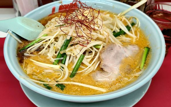 「特製もやし味噌ラーメン+大盛」@山岡家 結城店の写真