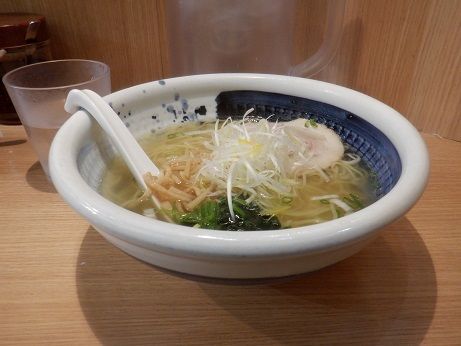 「俺流塩らーめん」@俺流塩らーめん 新宿東南口店の写真