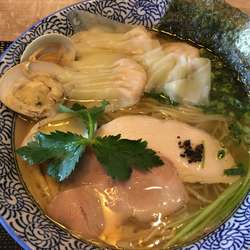 鶏はまぐり塩+えびワンタン