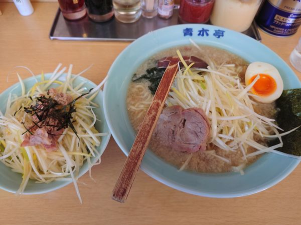 「ネギラーメン（小）700円＋ネギ丼200円」@ラーメン青木亭 戸田店の写真