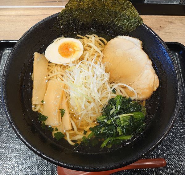 「上里醤油らーめん(750円)」@蔵仕込らーめん KURA 上里SA店の写真
