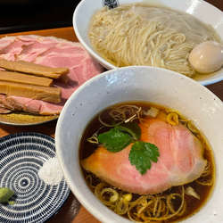 鶏醤油つけそば　大盛り　全のせ