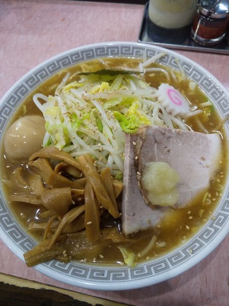「中華そば(小)700円野菜120円(麺カタメ・濃いめ)」@所沢大勝軒の写真