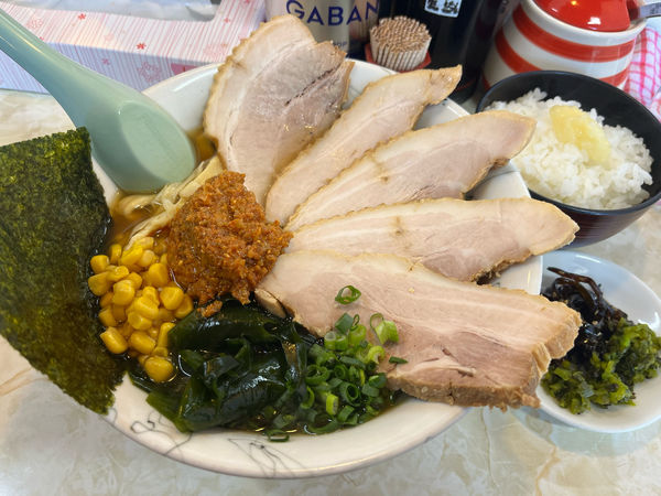 「辛しらーめん ¥850 チャーシュー ¥250 小ライス（無料）」@つけ麺 大雄 鶴見店の写真