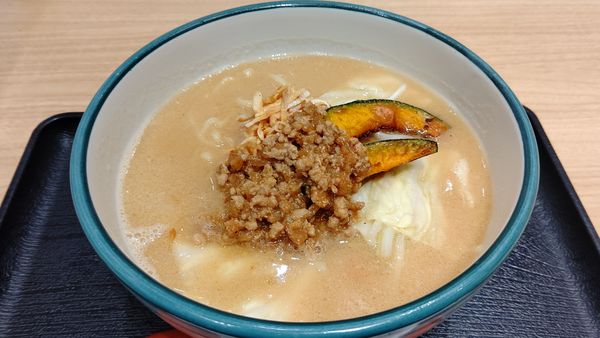 「甲州味噌らーめん９４０円」@蔵出し味噌 麺場 田所商店 談合坂サービスエリア店の写真