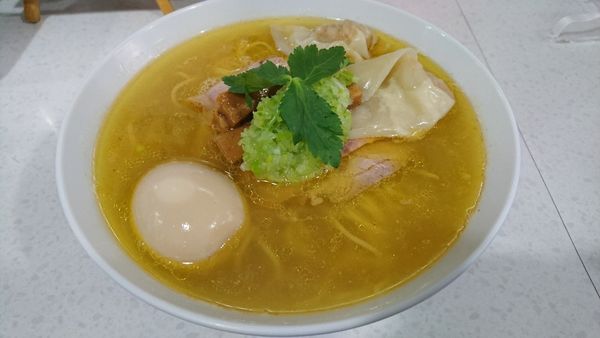 「特製塩ラーメン(大盛)」@ラーメン星印の写真