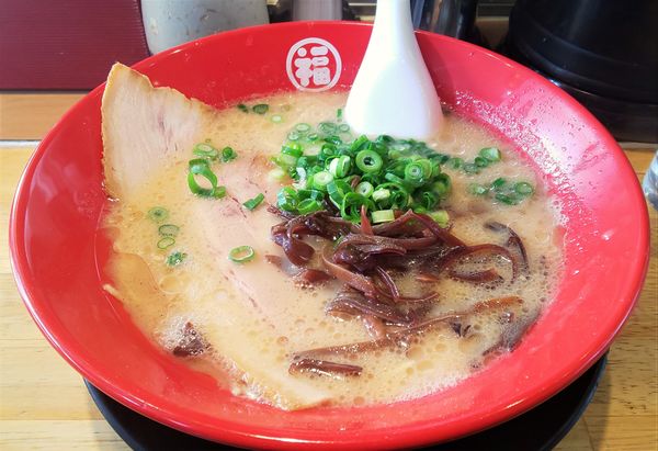 「特製ラーメン+替え玉」@豚骨らーめん 福の軒 秋葉原店の写真