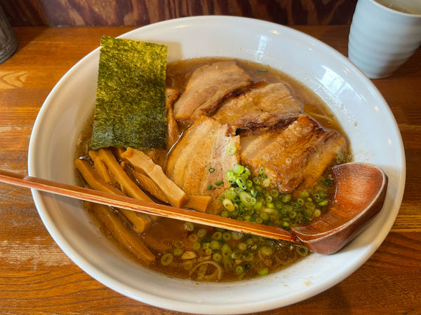 「醤油ラーメン」@麺や 八雲の写真