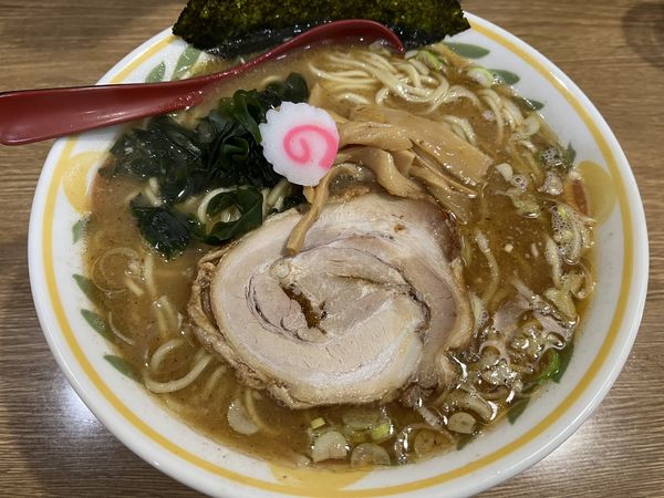 「醤油ラーメン（特盛り）」@麺屋十王 八幡山店の写真