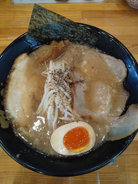 「とこ塩豚骨（味玉付き）」@麦笑 豊田店の写真