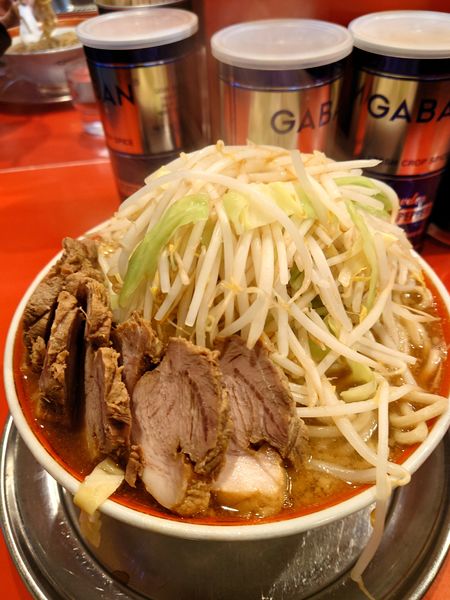 「大豚　野菜　ニンニク　カラメ」@ラーメンタロー 大森の陣の写真