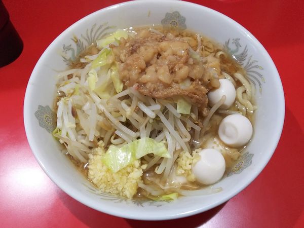 「ミニ　ニンニクアブラ＋うずら　600＋100円」@ラーメン二郎 千葉店の写真