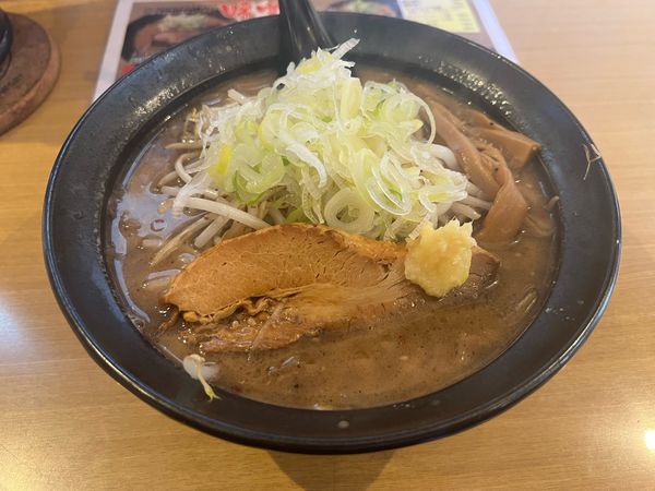 「焙煎特製味噌ラーメン850円+替玉1玉200円」@北海道ラーメンなまらの写真