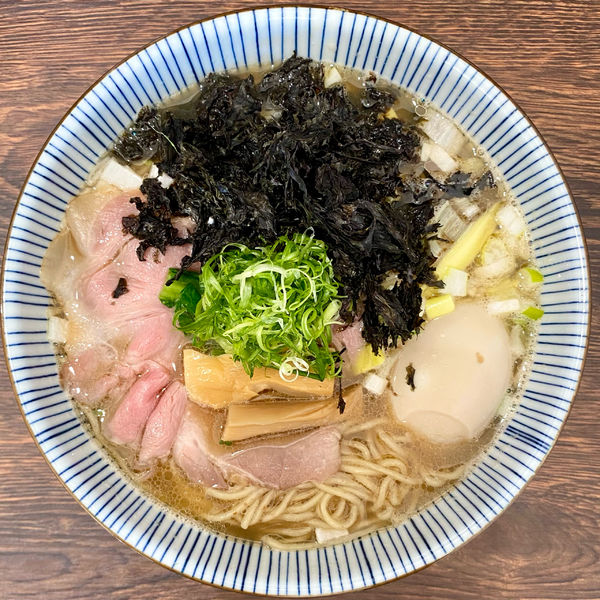 「蟹そば ¥1000円（大盛＋100円・味玉サービスCP）」@中華そば 燕屋商店の写真