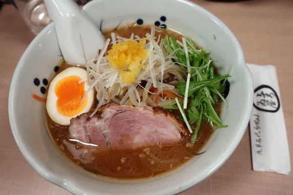 「冬味噌らーめん　950円」@与ろゐ屋の写真