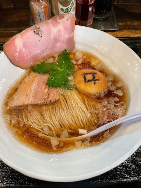 「くんたまらぁ麺（醤油）」@<真>卓朗商店の写真