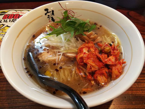 「塩そば　＋キムチ：無料　※クーポンで５００円」@塩そば専門 ユイシキの写真