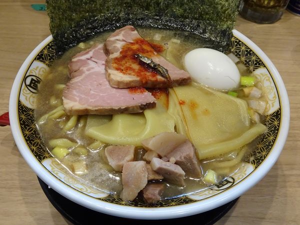 「特製煮干ラーメン：大（1,120円）」@すごい煮干ラーメン凪 多摩センター店の写真
