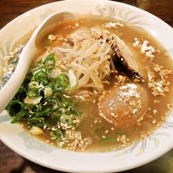 味玉大分佐伯ラーメン（850円）