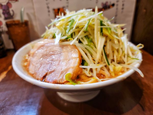 「小ラーメン 味玉ネギヤサイアブラ別」@麺屋 歩夢の写真